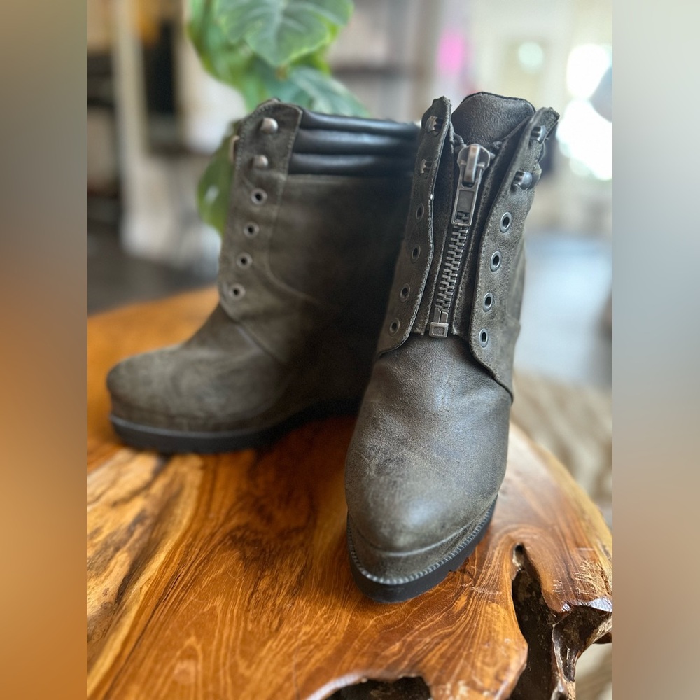 Cool wedge booty shoes, army green - Picture 3 of 3